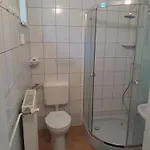 Nyirfa Apartmanhaz 잘라카로쉬