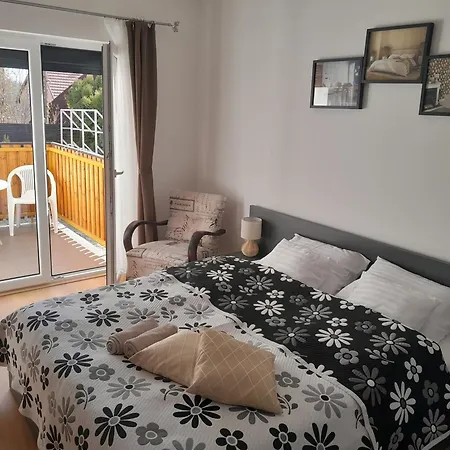 Nyirfa Apartmanhaz Apartman