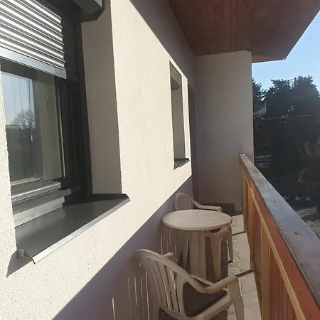 Nyirfa Apartmanhaz * Zalakaros