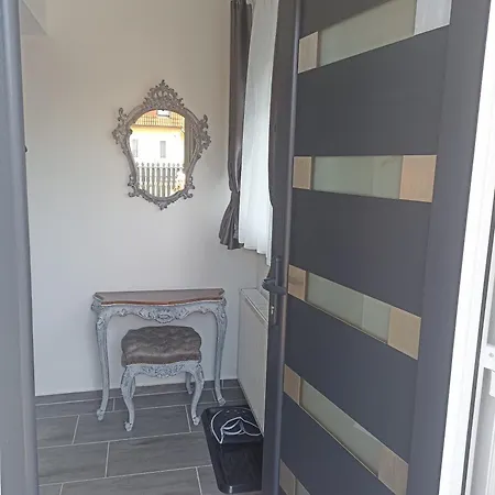 Apartament Nyirfa Apartmanhaz *
