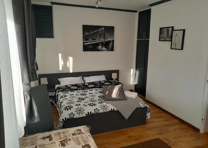Nyirfa Apartmanhaz Апартаменты Залакарош