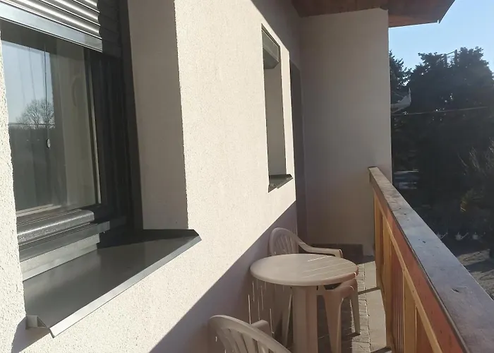 Nyirfa Apartmanhaz * Залакарош