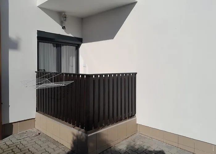 Nyirfa Apartmanhaz *