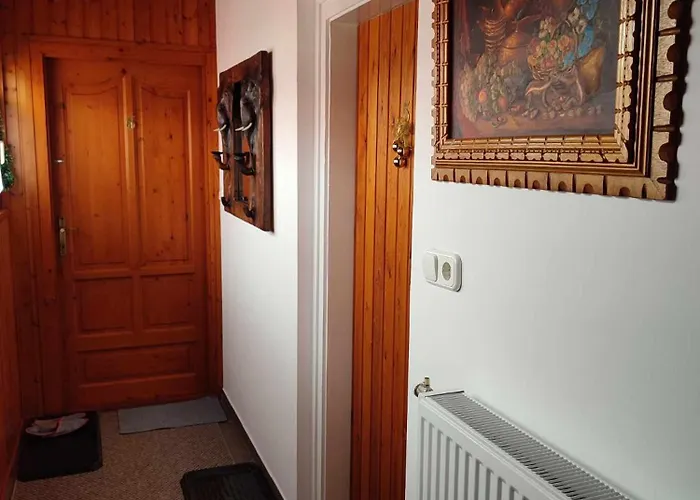 Nyirfa Apartmanhaz Διαμέρισμα Zalakaros