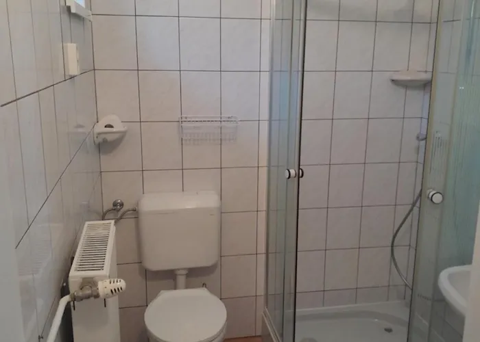 Nyirfa Apartmanhaz Залакарош